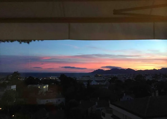 Chic A Cannes, Avec Terrasse Et Cheminee, 83 M² شقة *