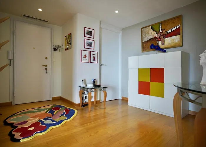 Chic A Cannes, Avec Terrasse Et Cheminee, 83 M² *