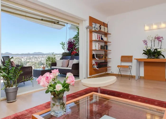 Apartman Chic A Cannes, Avec Terrasse Et Cheminee, 83 M² *