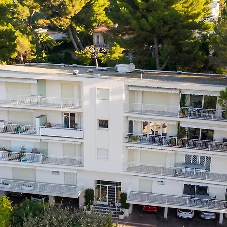 Appartamento Chic à Cannes, Avec Terrasse Et Cheminée, 83 M²