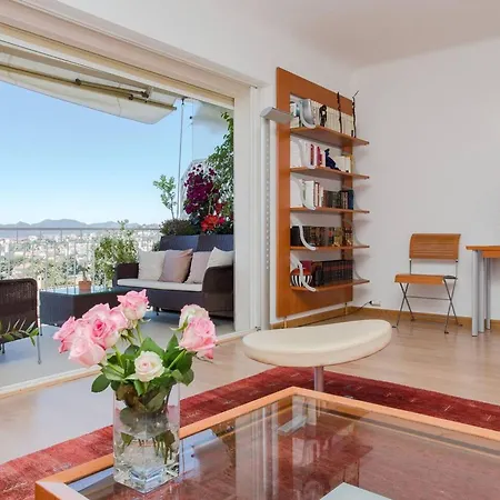 Apartament Chic A Cannes, Avec Terrasse Et Cheminee, 83 M² *