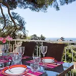 Chic A Cannes, Avec Terrasse Et Cheminee, 83 M²