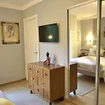 Chic A Cannes, Avec Terrasse Et Cheminee, 83 M² Cannes